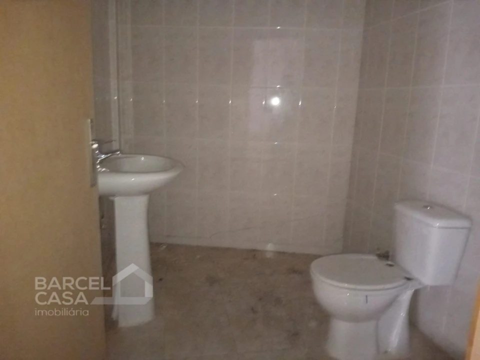 Garagem para Arrendamento em Barcelos, V.Boa, V.Frescainha Foto 5