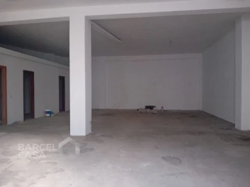 Garagem para Arrendamento em Barcelos, V.Boa, V.Frescainha