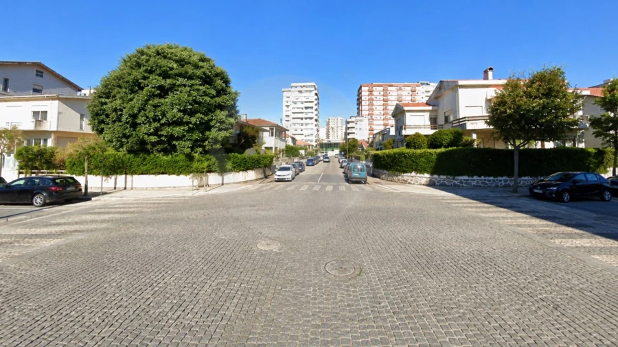 Negócio para Cedência de Quotas em Póvoa de Varzim, Beiriz e Argivai