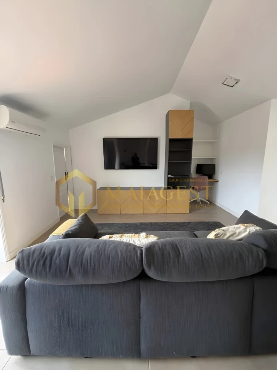 Apartamento T3 para Arrendamento em Oliveira do Douro Foto 3