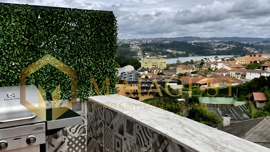 Apartamento T3 para Arrendamento em Oliveira do Douro