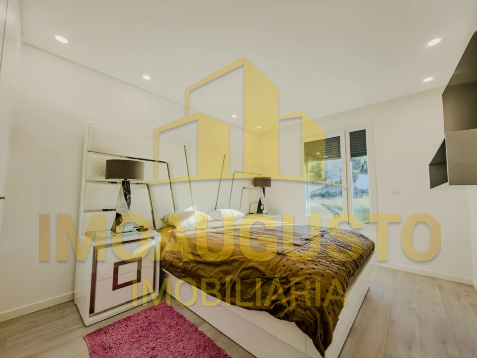Apartamento T2 para Venda em Guarda Foto 12
