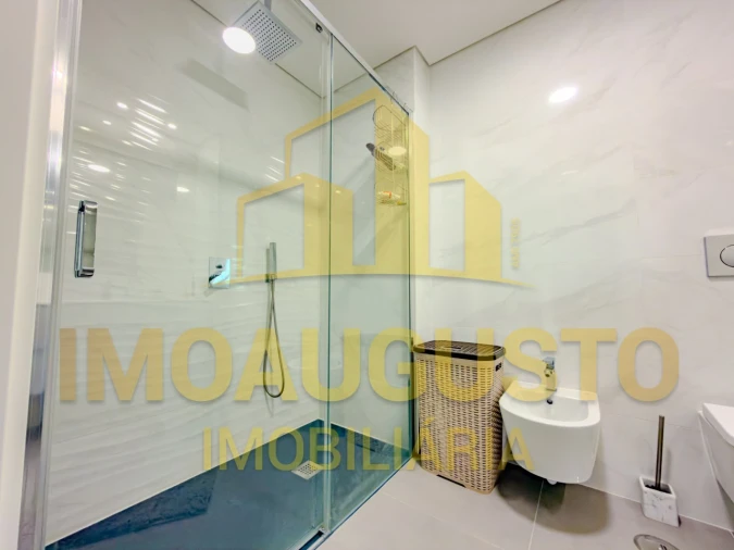 Apartamento T2 para Venda em Guarda Foto 10