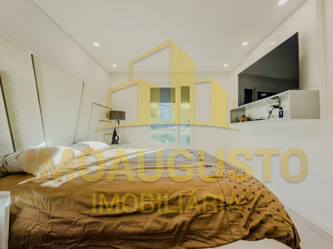 Apartamento T2 para Venda em Guarda Foto 13