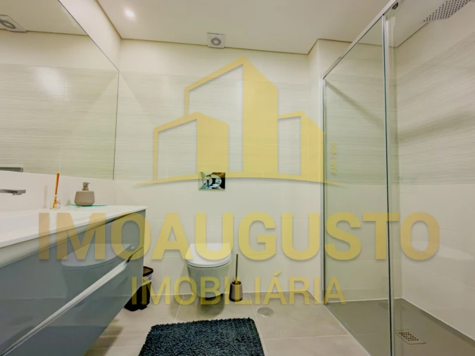 Apartamento T2 para Venda em Guarda Foto 15