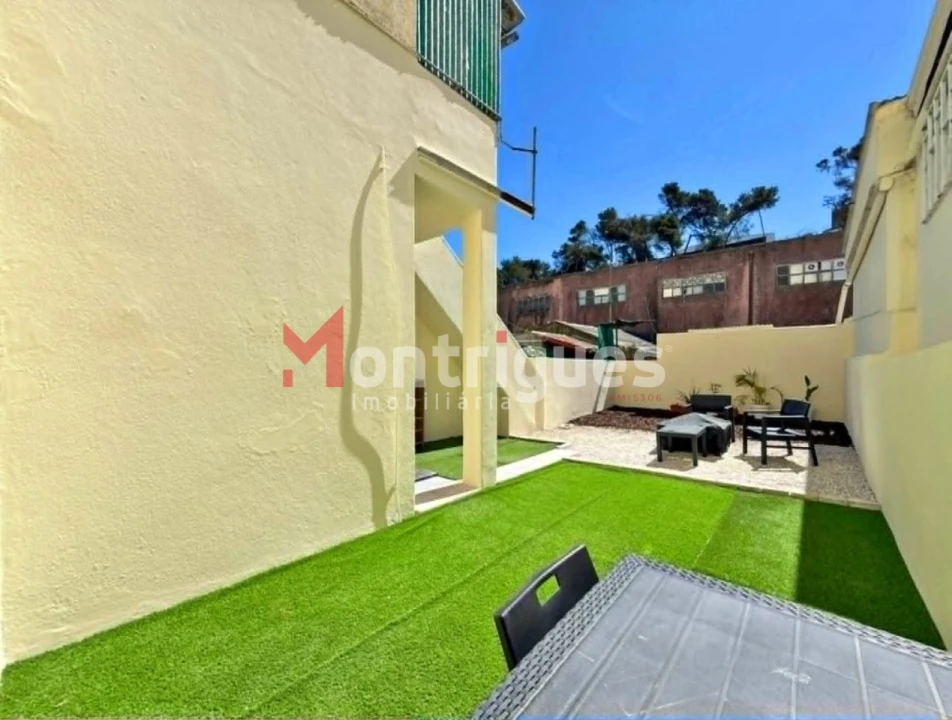 Apartamento T1 para Venda em Camarate, Unhos e Apelação Foto 5