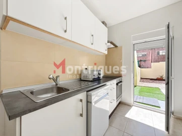 Apartamento T1 para Venda em Camarate, Unhos e Apelação