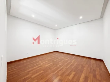 Apartamento T1 para Venda em Camarate, Unhos e Apelação