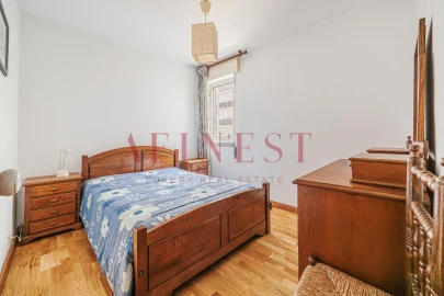 Apartamento T3 para Arrendamento em Lumiar