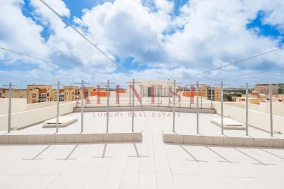 Apartamento T3 para Arrendamento em Lumiar