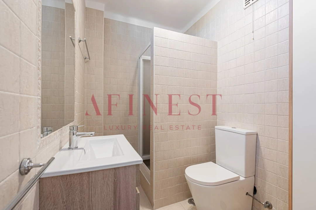 Apartamento T1 para Arrendamento em Campo de Ourique Foto 20