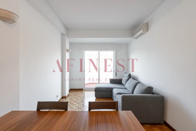 Apartamento T1 para Arrendamento em Campo de Ourique