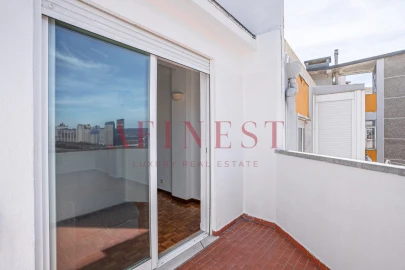 Apartamento T1 para Arrendamento em Campo de Ourique