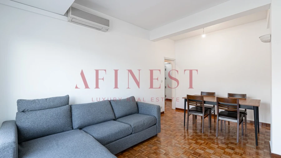 Apartamento T1 para Arrendamento em Campo de Ourique