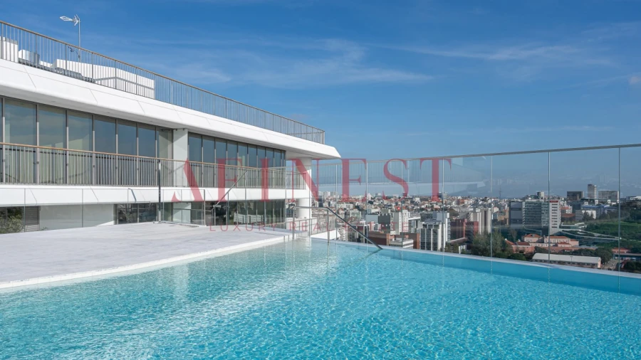 Apartamento T2 para Arrendamento em Campolide