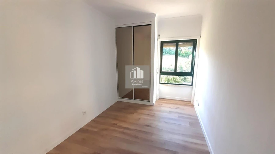 Apartamento T3 para Venda em Laranjeiro e Feijó Foto 22
