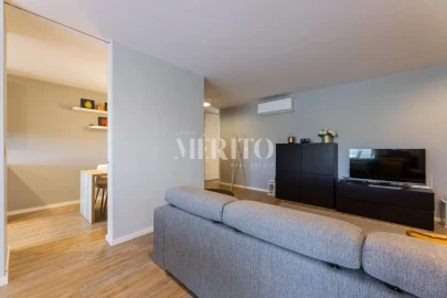 Apartamento T2 para Venda em Braga (São José de São Lázaro e São João do Souto)