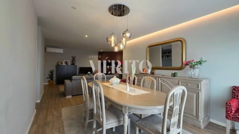 Apartamento T2 para Venda em Braga (São José de São Lázaro e São João do Souto)