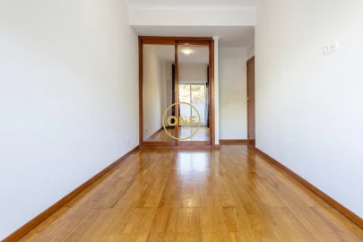 Apartamento T2 para Venda em Laranjeiro e Feijó