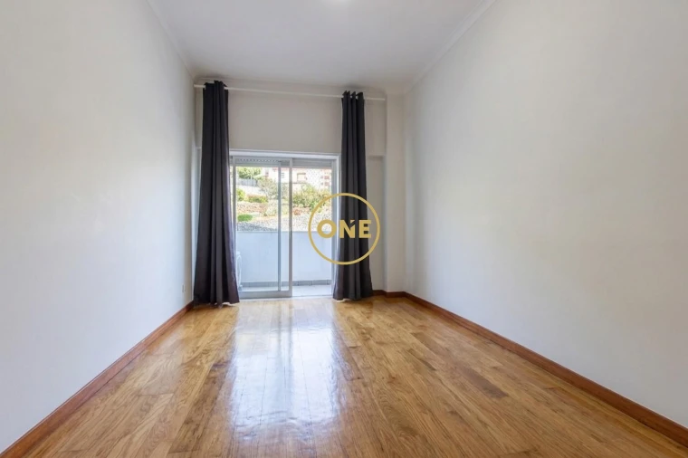 Apartamento T2 para Venda em Laranjeiro e Feijó Foto 10