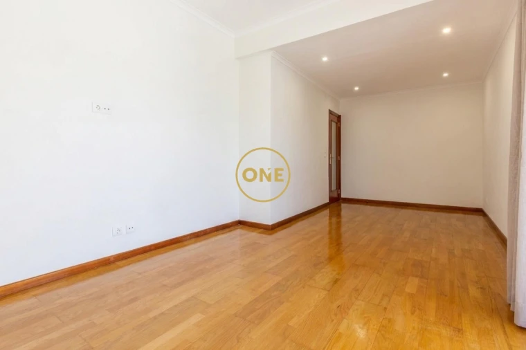 Apartamento T2 para Venda em Laranjeiro e Feijó Foto 19