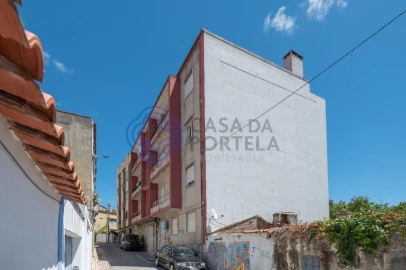 Apartamento T4 para Venda em Nossa Senhora do Pópulo, Coto e São Gregório