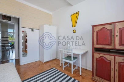 Apartamento T4 para Venda em Nossa Senhora do Pópulo, Coto e São Gregório