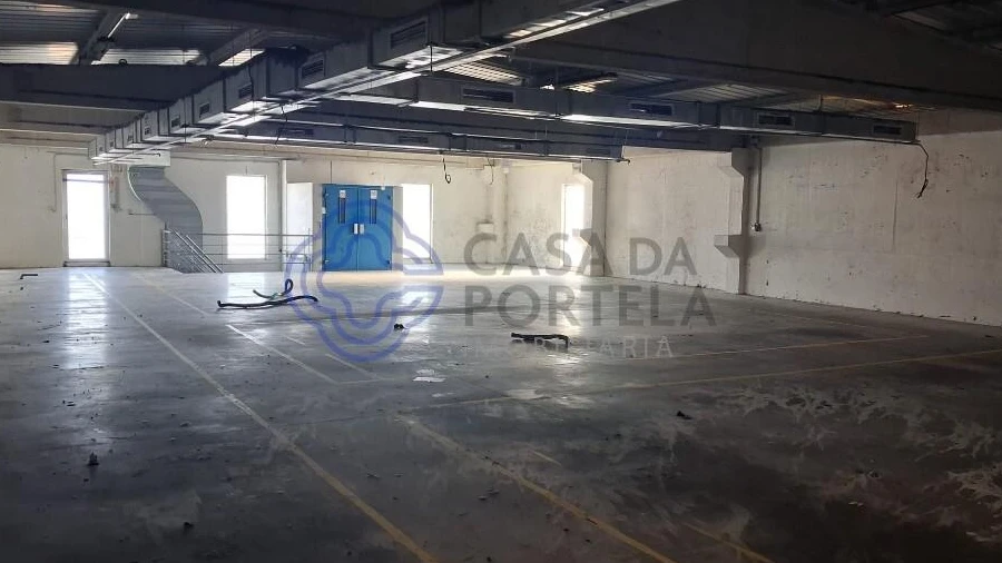 Armazém para Arrendamento em Touguinha e Touguinhó