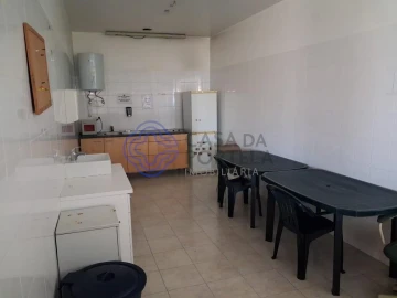 Armazém para Venda em Touguinha e Touguinhó