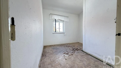 Moradia T3 para Venda em São Miguel do Rio Torto e Rossio Ao Sul do Tejo