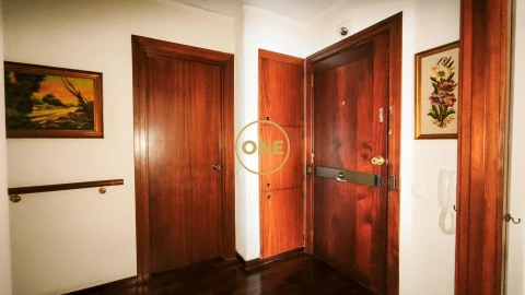 Apartamento T1 para Venda em São Martinho