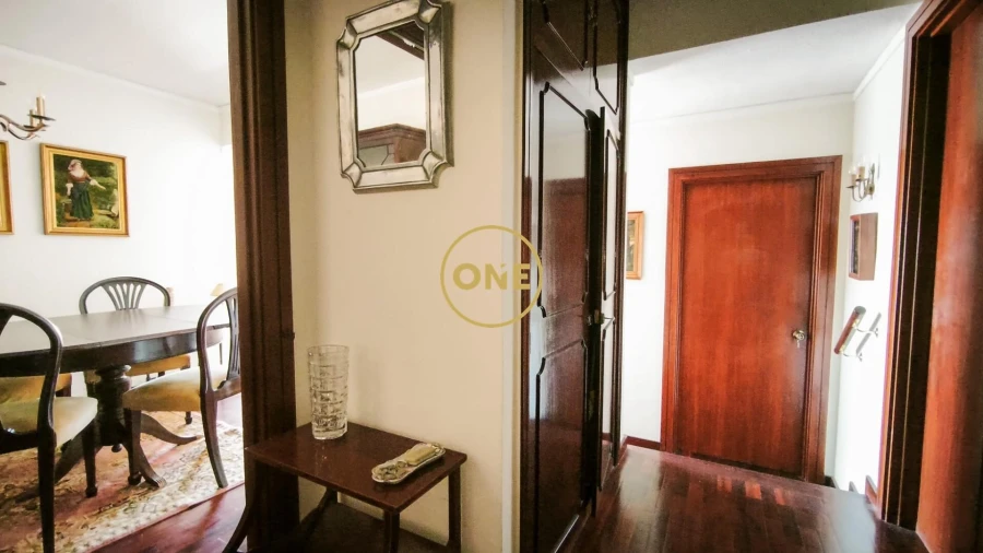 Apartamento T1 para Venda em São Martinho Foto 17