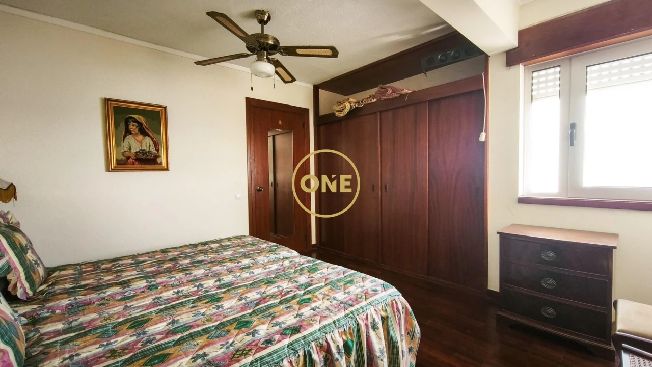 Apartamento T1 para Venda em São Martinho Foto 22