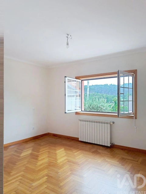 Moradia T4 para Venda em Canedo, Vale e Vila Maior