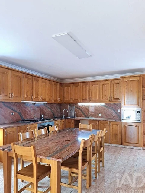 Moradia T4 para Venda em Canedo, Vale e Vila Maior