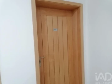 Loja para Arrendamento em Mafamude e Vilar do Paraíso
