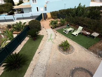 Moradia T5 para Venda em Lagos (São Sebastião e Santa Maria)