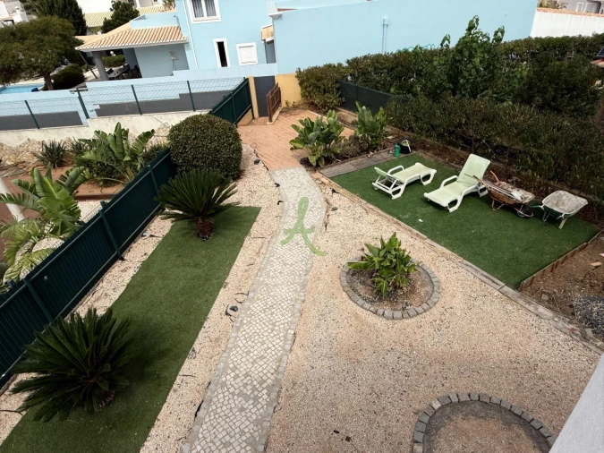 Moradia T5 para Venda em Lagos (São Sebastião e Santa Maria) Foto 52