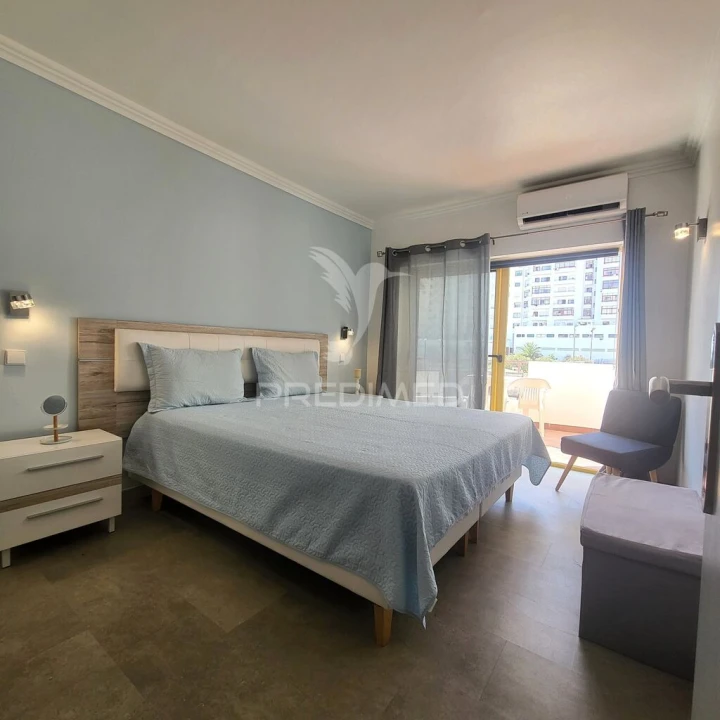 Apartamento T1 para Venda em Portimão Foto 6