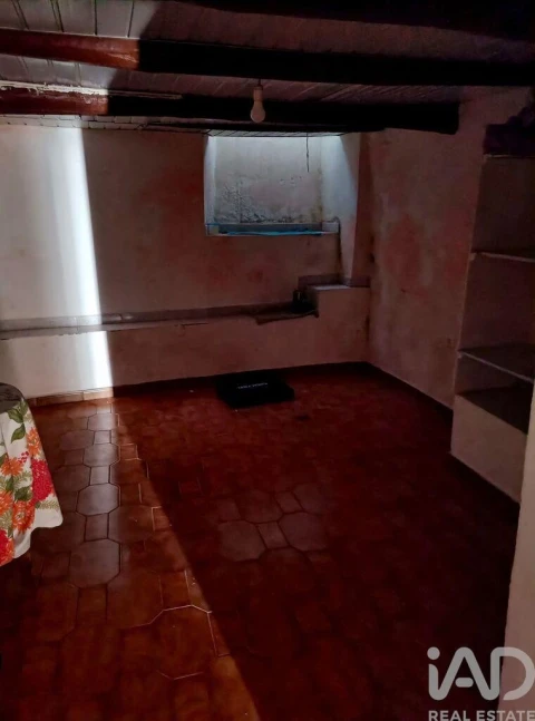 Moradia T2 para Venda em São Bento do Cortiço e Santo Estêvão