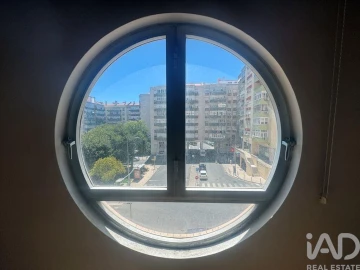 Apartamento T2 para Arrendamento em Areeiro