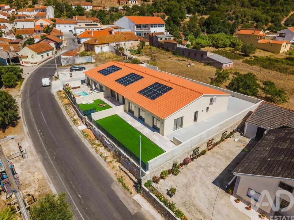 Moradia T3 para Venda em Rio Maior Foto 3