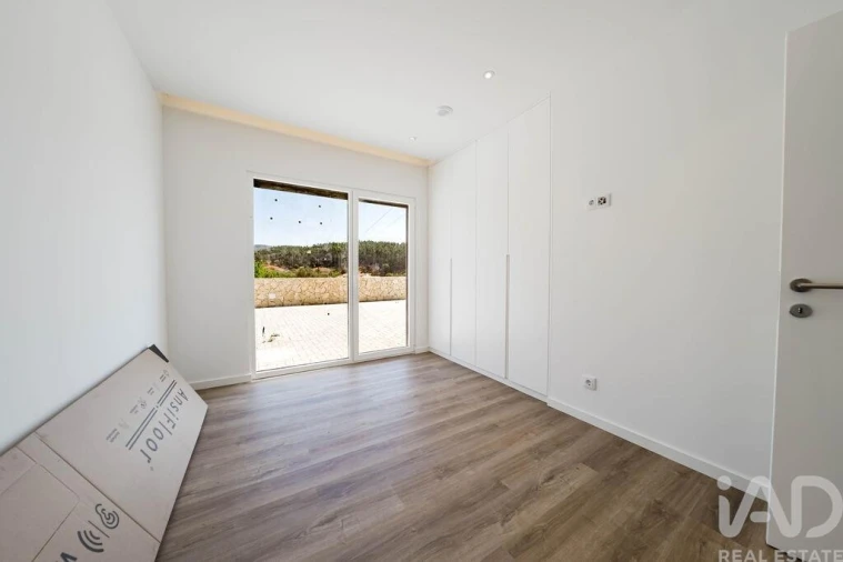 Moradia T3 para Venda em Rio Maior Foto 23