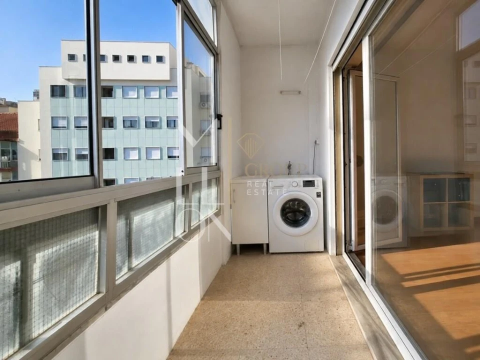 Apartamento T2 para Venda em Alfragide Foto 15