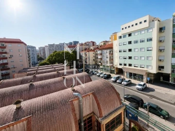 Apartamento T2 para Venda em Alfragide