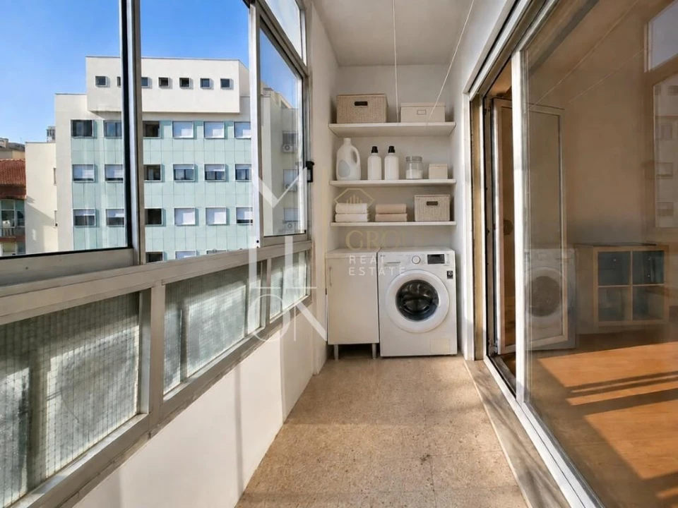 Apartamento T2 para Venda em Alfragide Foto 16