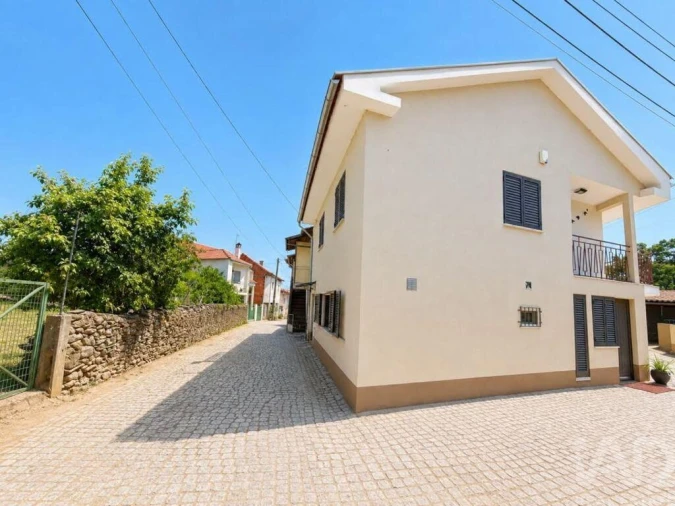 Moradia para Venda em Amendoeira Foto 30