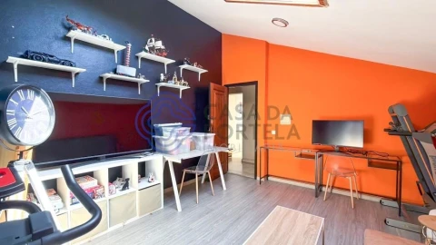 Apartamento T3 para Venda em Santa Maria da Feira, Travanca, Sanfins e Espargo