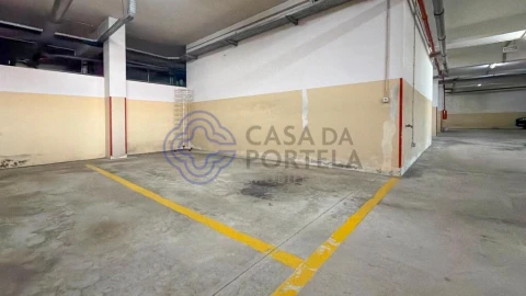Apartamento T3 para Venda em Santa Maria da Feira, Travanca, Sanfins e Espargo