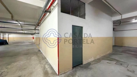 Apartamento T3 para Venda em Santa Maria da Feira, Travanca, Sanfins e Espargo